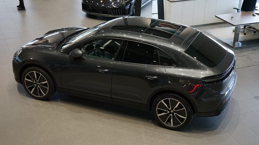 Bild 2 av Porsche Macan Electric