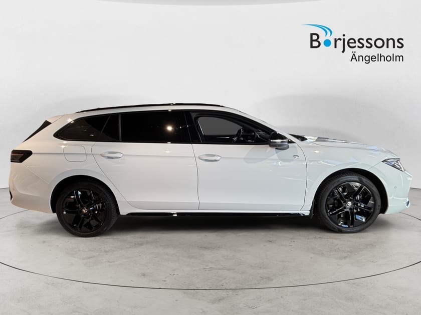 Bild 2 av Volkswagen Passat Variant eHybrid