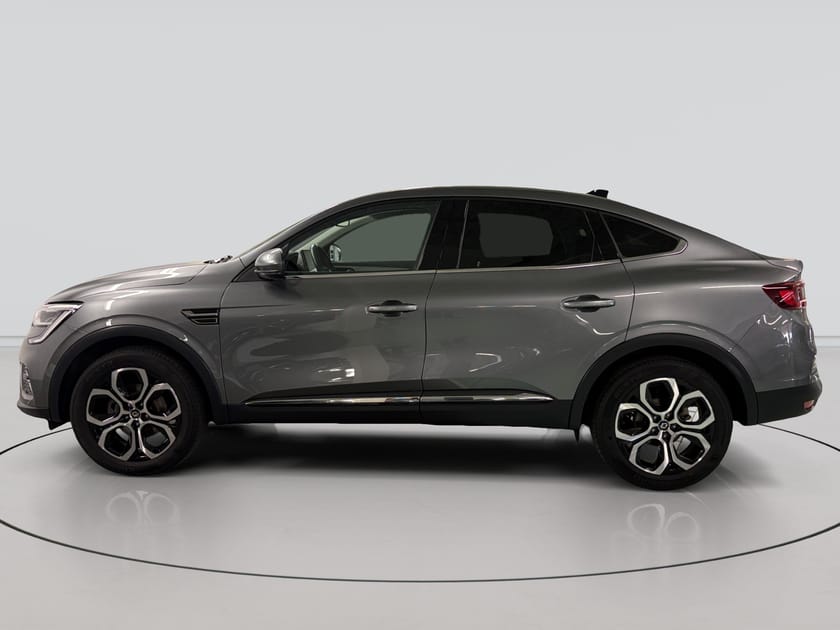 Bild 2 av Renault Arkana E-TECH 145