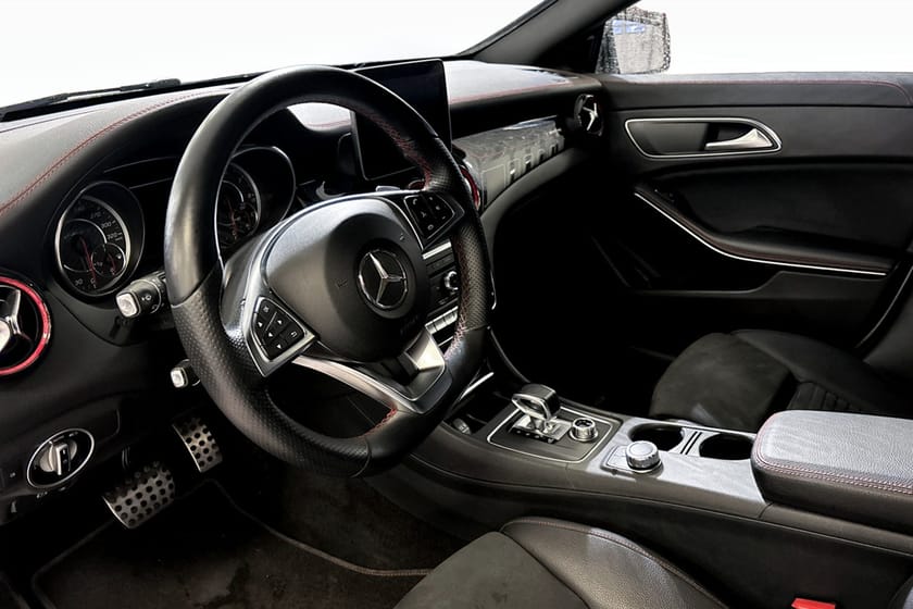 Bild 5 av Mercedes-Benz AMG CLA 45 4MATIC Shooting Brake