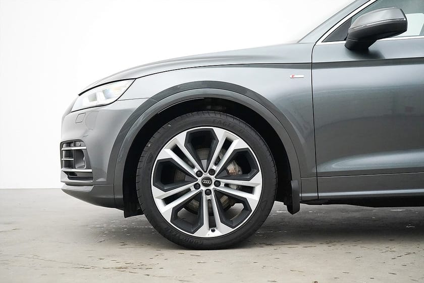 Bild 2 av Audi Q5 55 TFSI e quattro