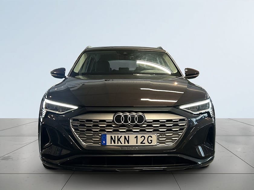 Bild 2 av Audi Q8 55 e-tron quattro