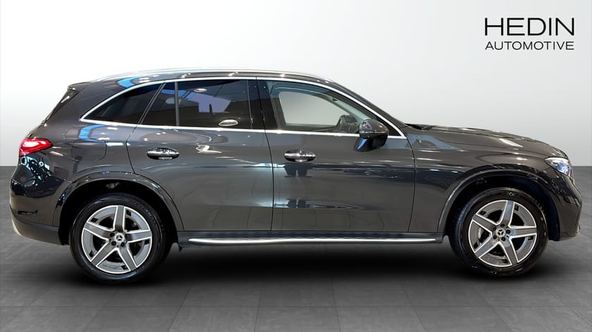 Bild 3 av Mercedes-Benz GLC 300 d e 4MATIC