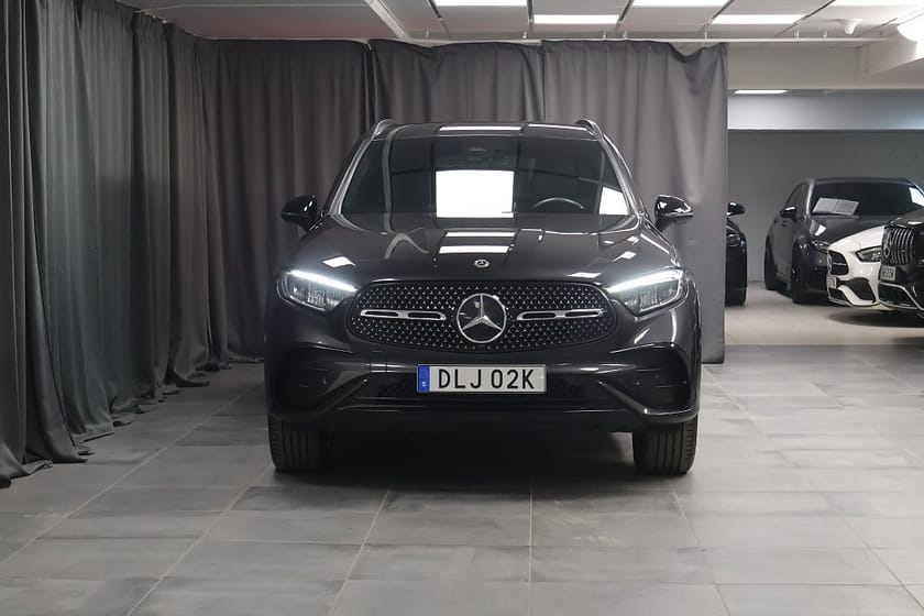 Bild 3 av Mercedes-Benz GLC 300 e 4MATIC