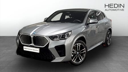 BMW iX2 xDrive30