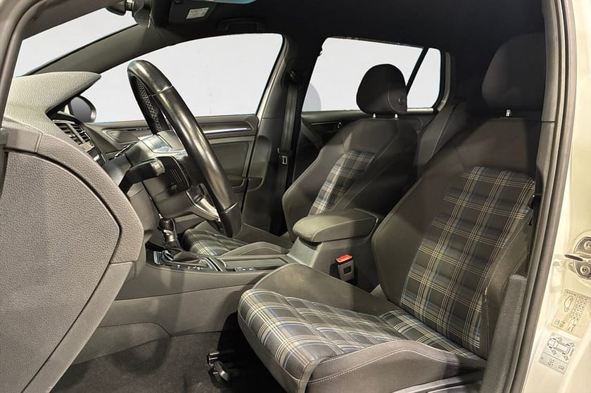 Bild 3 av Volkswagen Golf GTE