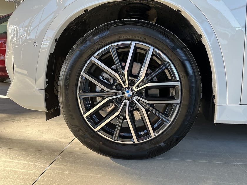 Bild 4 av BMW X1 sDrive18i
