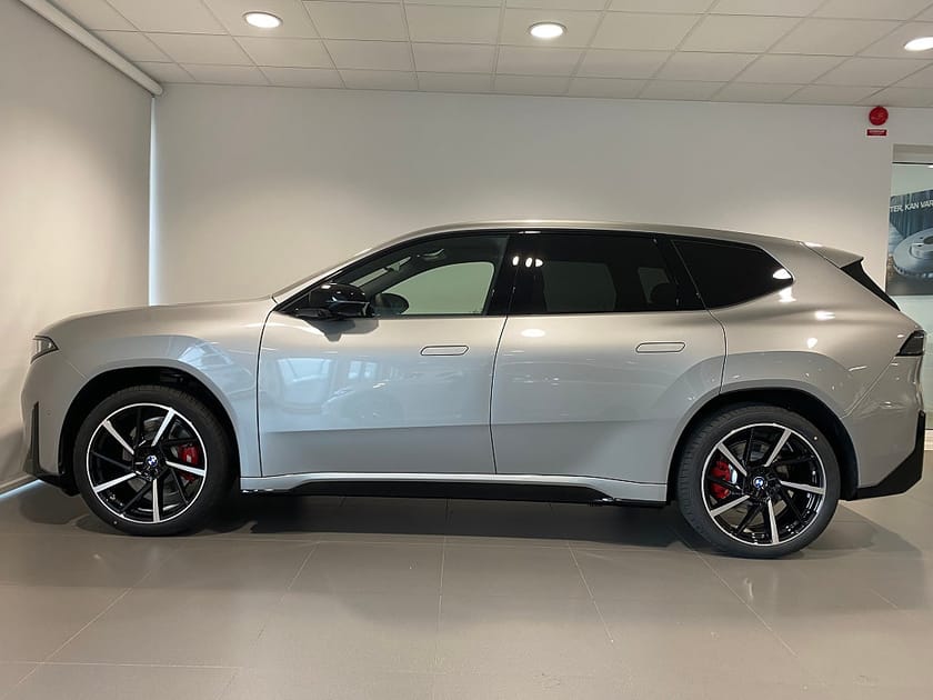 Bild 2 av BMW iX3 40