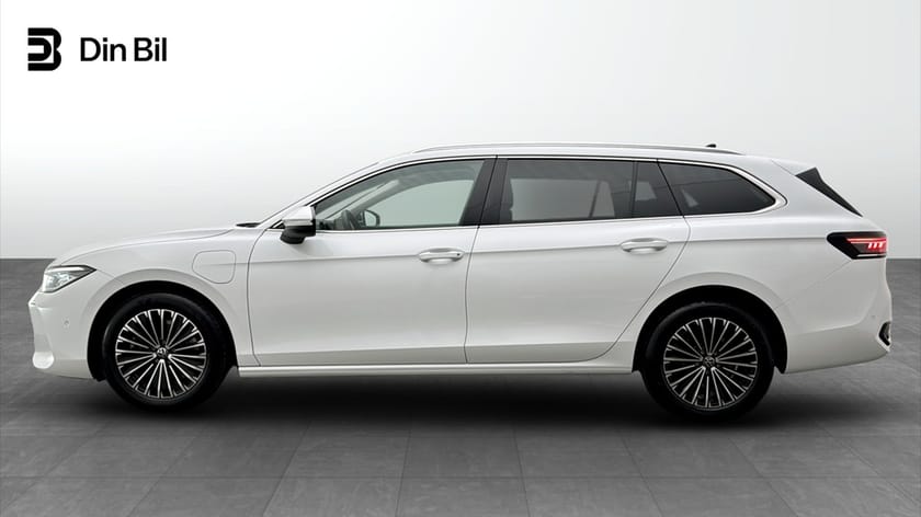 Bild 2 av Volkswagen Passat Variant eHybrid
