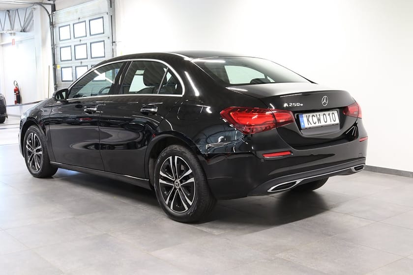 Bild 4 av Mercedes-Benz A 250 e Sedan