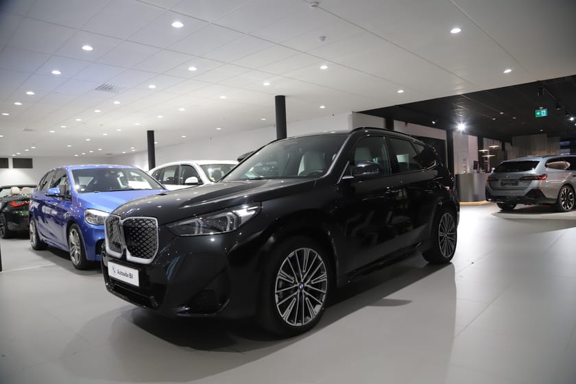 Bild 1 av BMW iX1 eDrive20