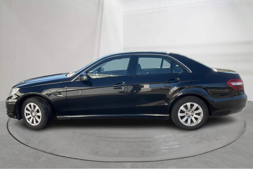Bild 2 av Mercedes-Benz E 250 BE