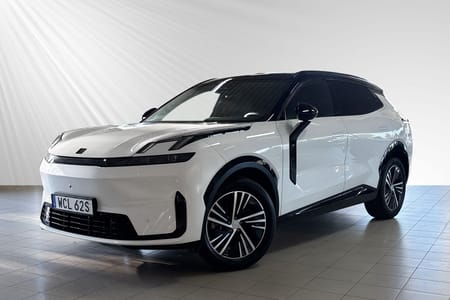 Lynk & Co 08 PHEV