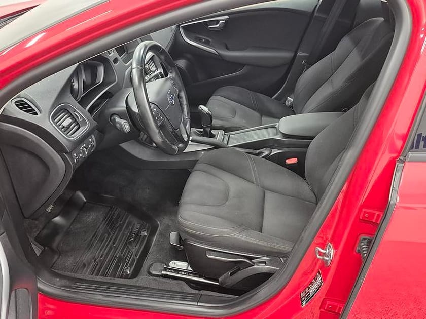Bild 2 av Volvo V40