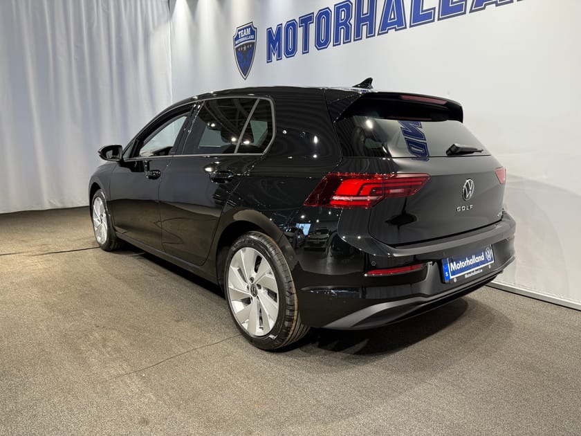Bild 5 av Volkswagen Golf 1.5 eTSI ACT OPF