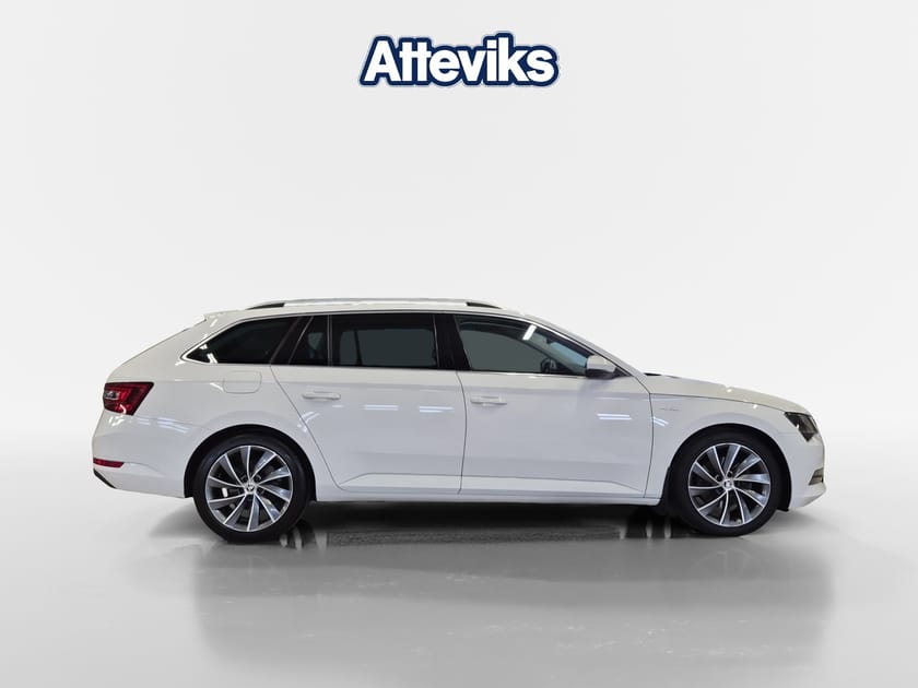 Bild 2 av Škoda Superb Kombi