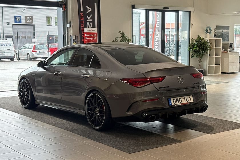Bild 4 av Mercedes-Benz AMG CLA 35 4MATIC