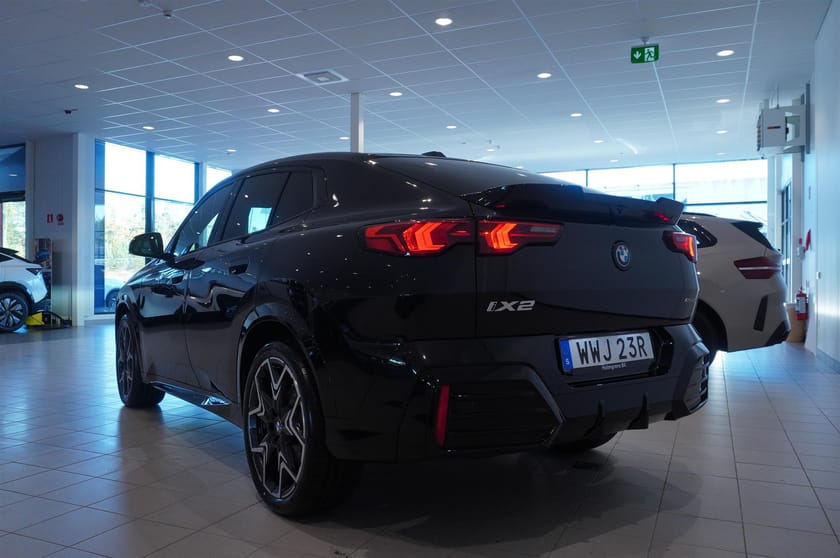 Bild 4 av BMW iX2 eDrive20