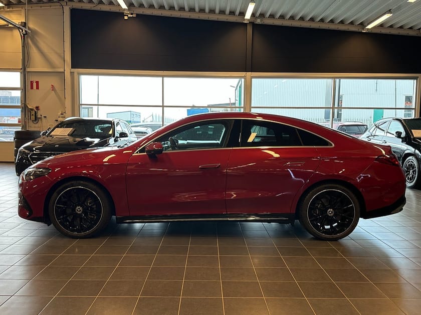Bild 4 av Mercedes-Benz CLA 250+