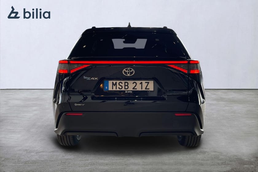 Bild 5 av Toyota bZ4X