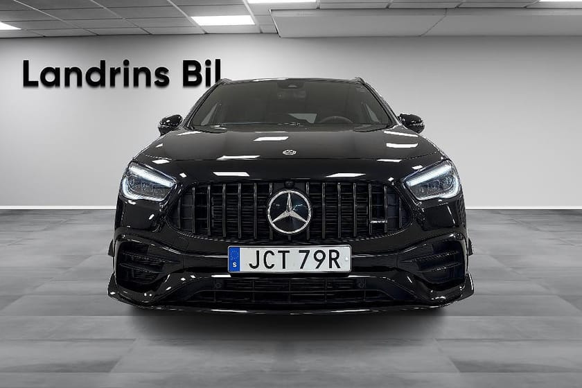 Bild 2 av Mercedes-Benz AMG GLA 45 S 4MATIC+
