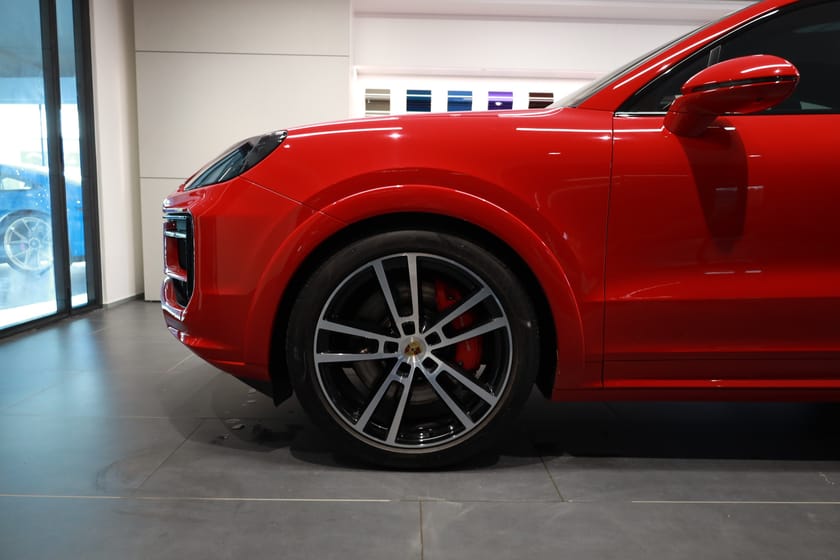 Bild 2 av Porsche Cayenne S E-Hybrid Coupé