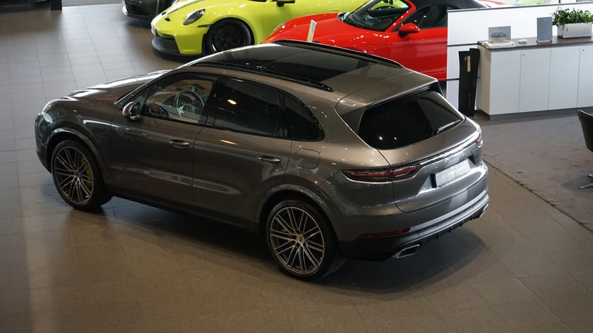Bild 3 av Porsche Cayenne E-Hybrid