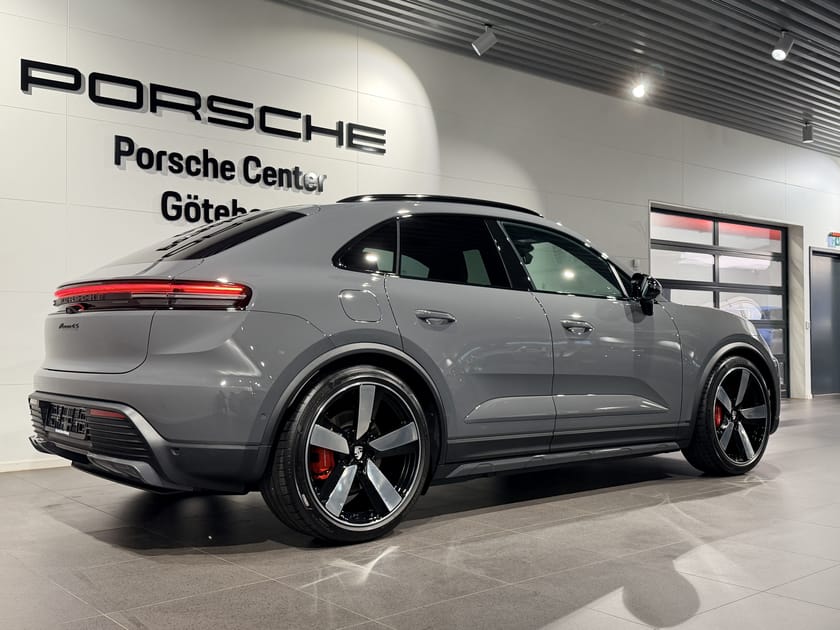 Bild 4 av Porsche Macan 4S Electric