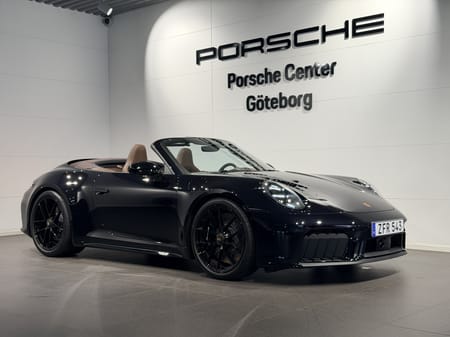 Porsche 911 Carrera 4 GTS Cabriolet