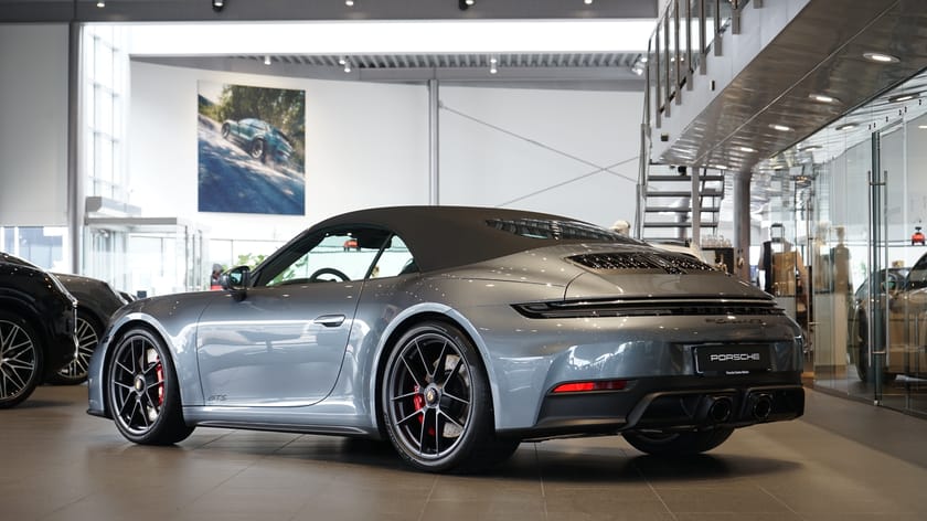 Bild 2 av Porsche 911 Carrera 4 GTS Cabriolet