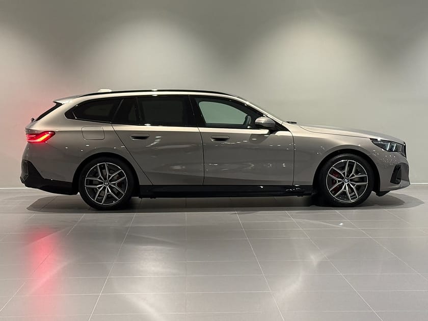 Bild 3 av BMW i5 eDrive40 Touring
