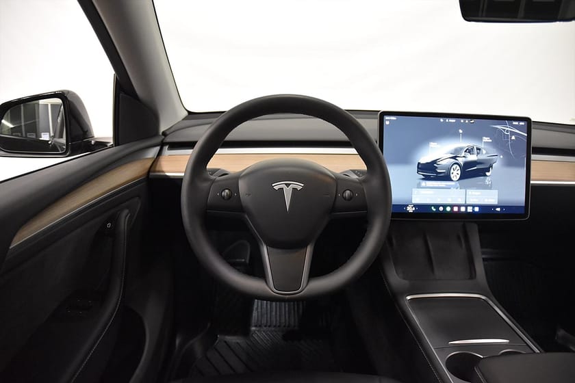 Bild 2 av Tesla Model Y Long Range AWD