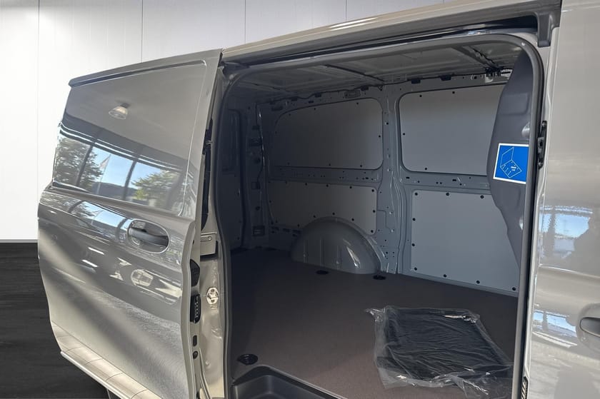 Bild 5 av Mercedes-Benz Vito 114 CDI 2.8t