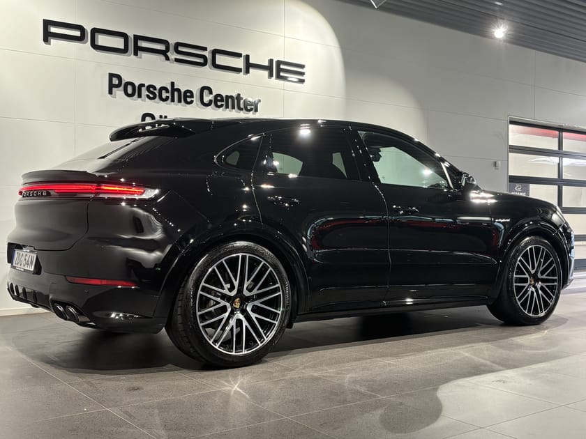 Bild 4 av Porsche Cayenne Coupé E-Hybrid