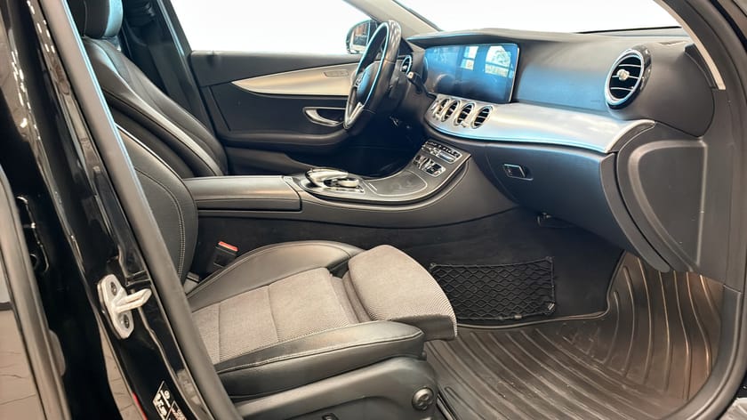 Bild 3 av Mercedes-Benz E 300 de T PLUG-IN