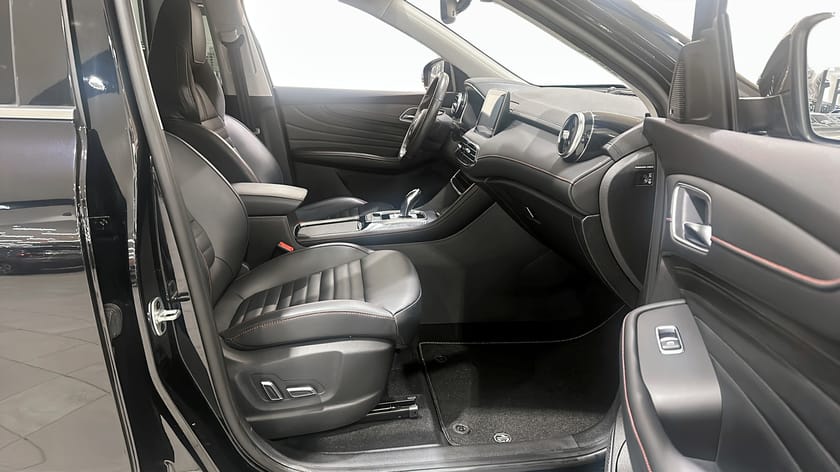 Bild 3 av MG EHS PHEV