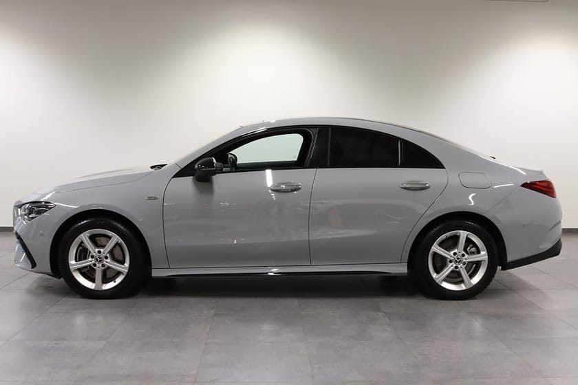 Bild 3 av Mercedes-Benz CLA 250 e