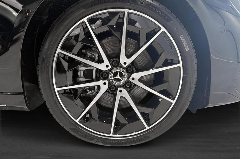 Bild 5 av Mercedes-Benz CLA 350 4MATIC