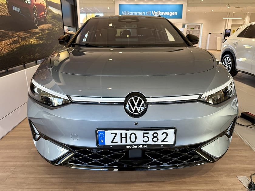 Bild 2 av Volkswagen ID.7 GTX Tourer