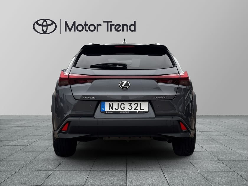Bild 4 av Lexus UX 250h