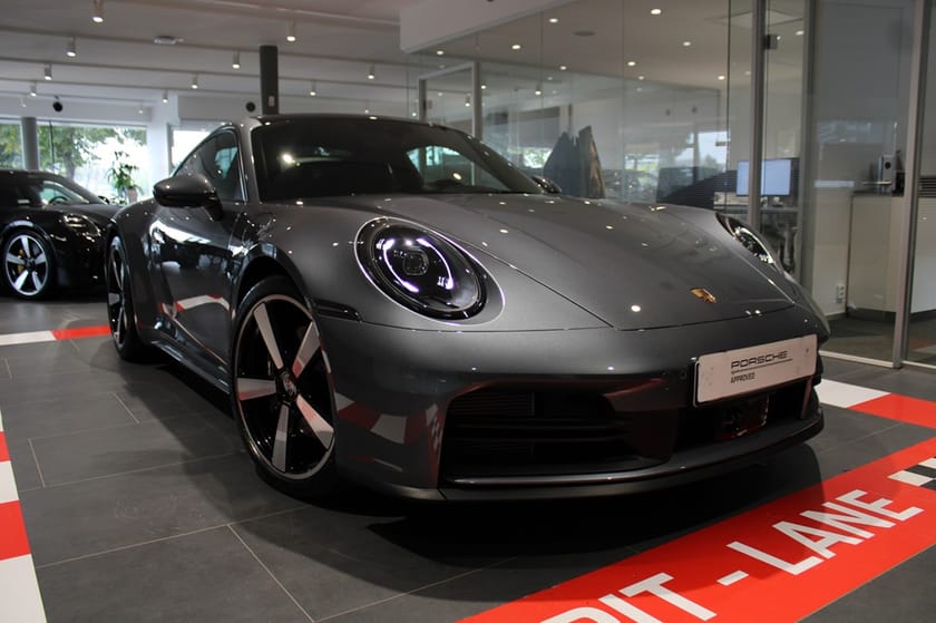 Bild 1 av Porsche 911 Carrera