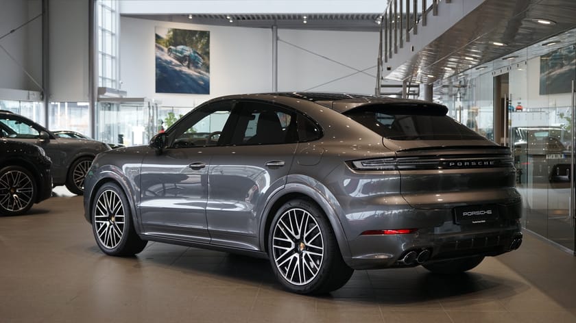 Bild 2 av Porsche Cayenne E-Hybrid Coupé
