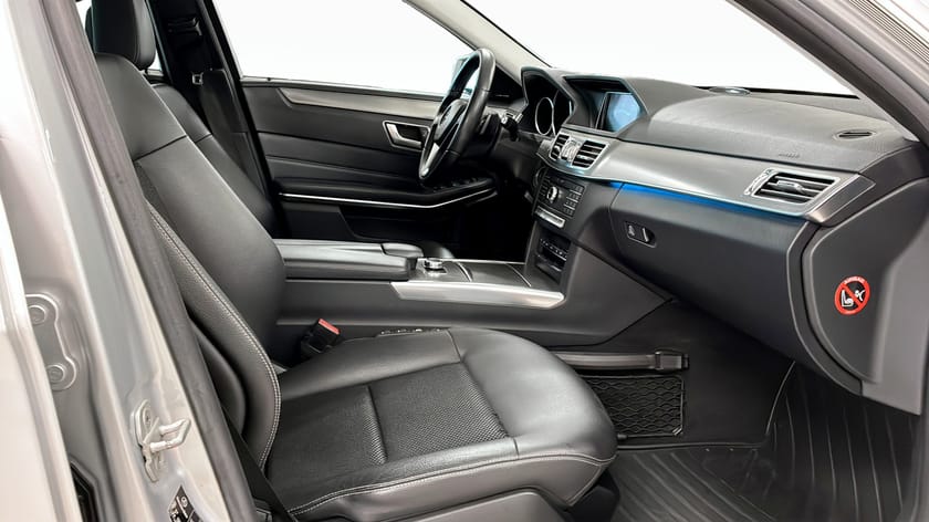 Bild 3 av Mercedes-Benz E 220 CDI