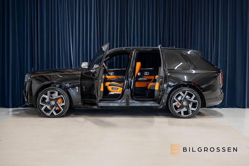 Bild 3 av Rolls-Royce Black Badge Cullinan