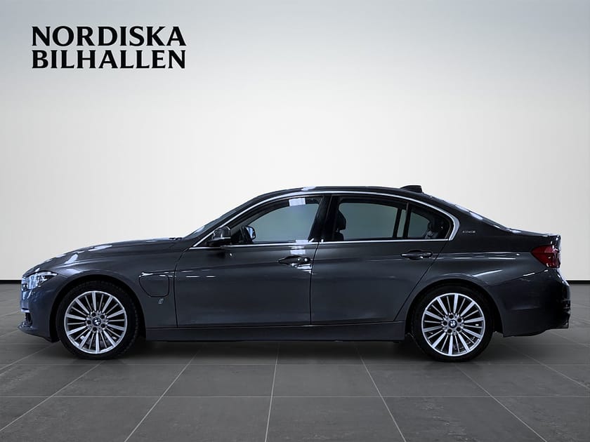 Bild 4 av BMW 330e Sedan