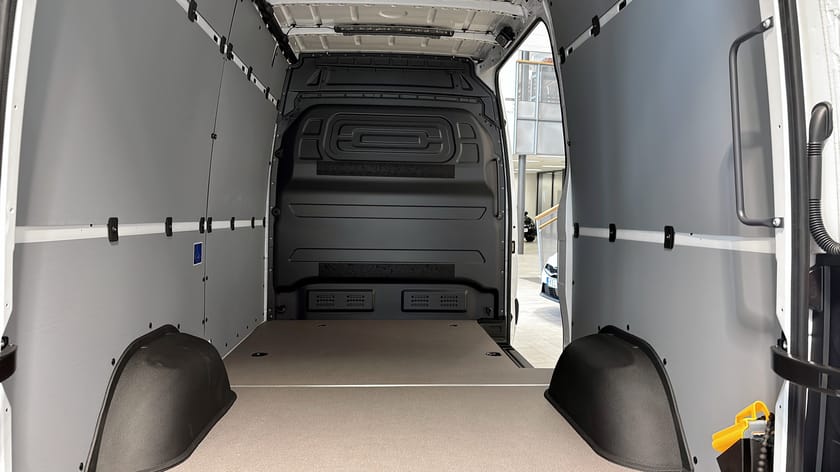 Bild 5 av Mercedes-Benz eSprinter 320 81 kWh