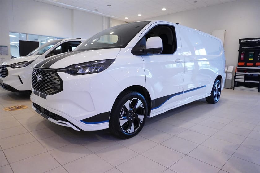 Bild 2 av Ford Transit Custom 82.5 kWh AWD