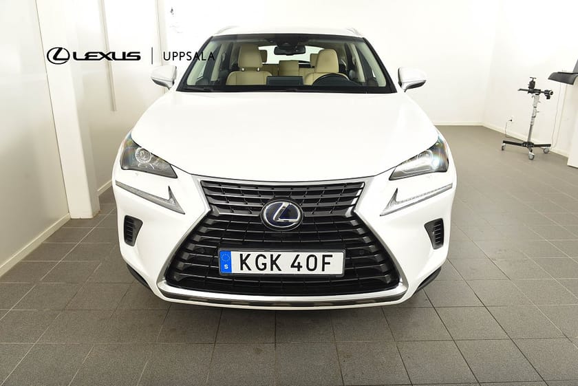 Bild 5 av Lexus NX 300h AWD