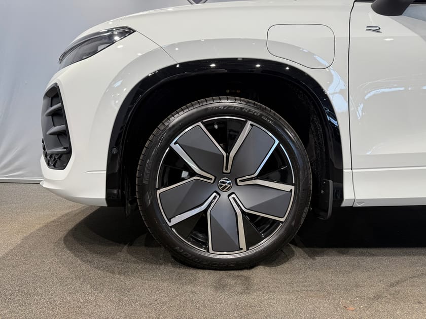 Bild 2 av Volkswagen Tayron eHybrid