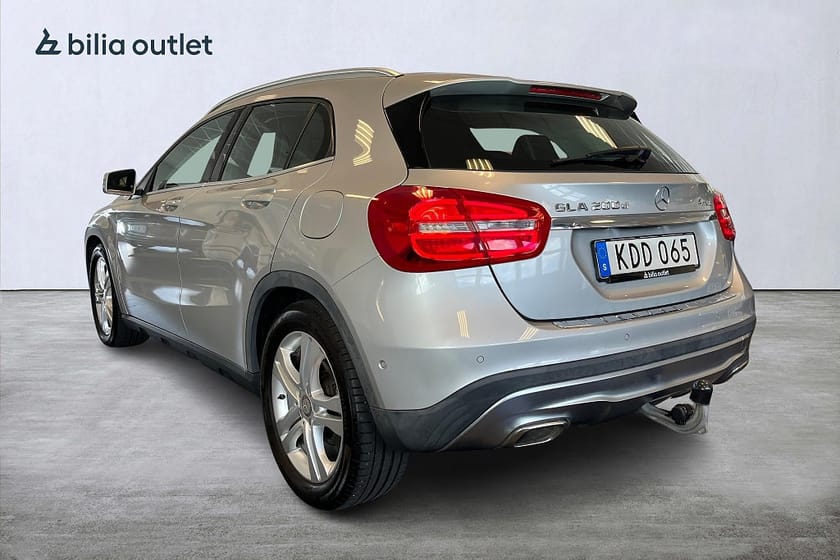 Bild 4 av Mercedes-Benz GLA 200 d 4MATIC